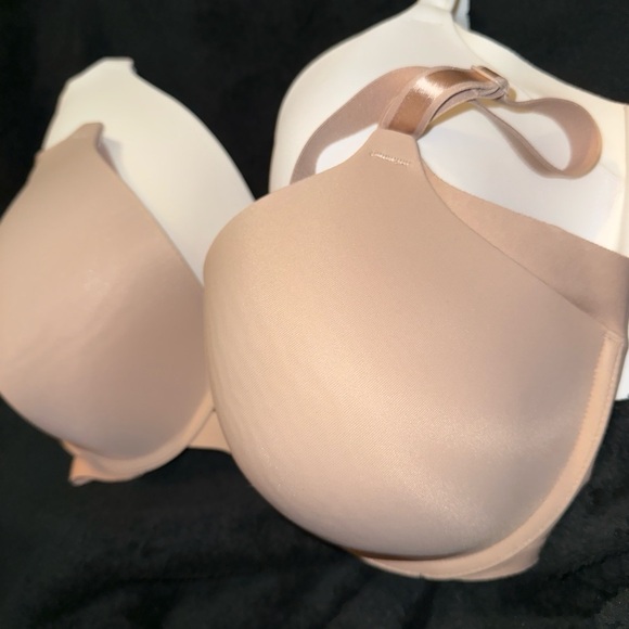 Warner's Beige and White Back Smoothing Bra Duo Set of 2 - Picture 10 of 13
